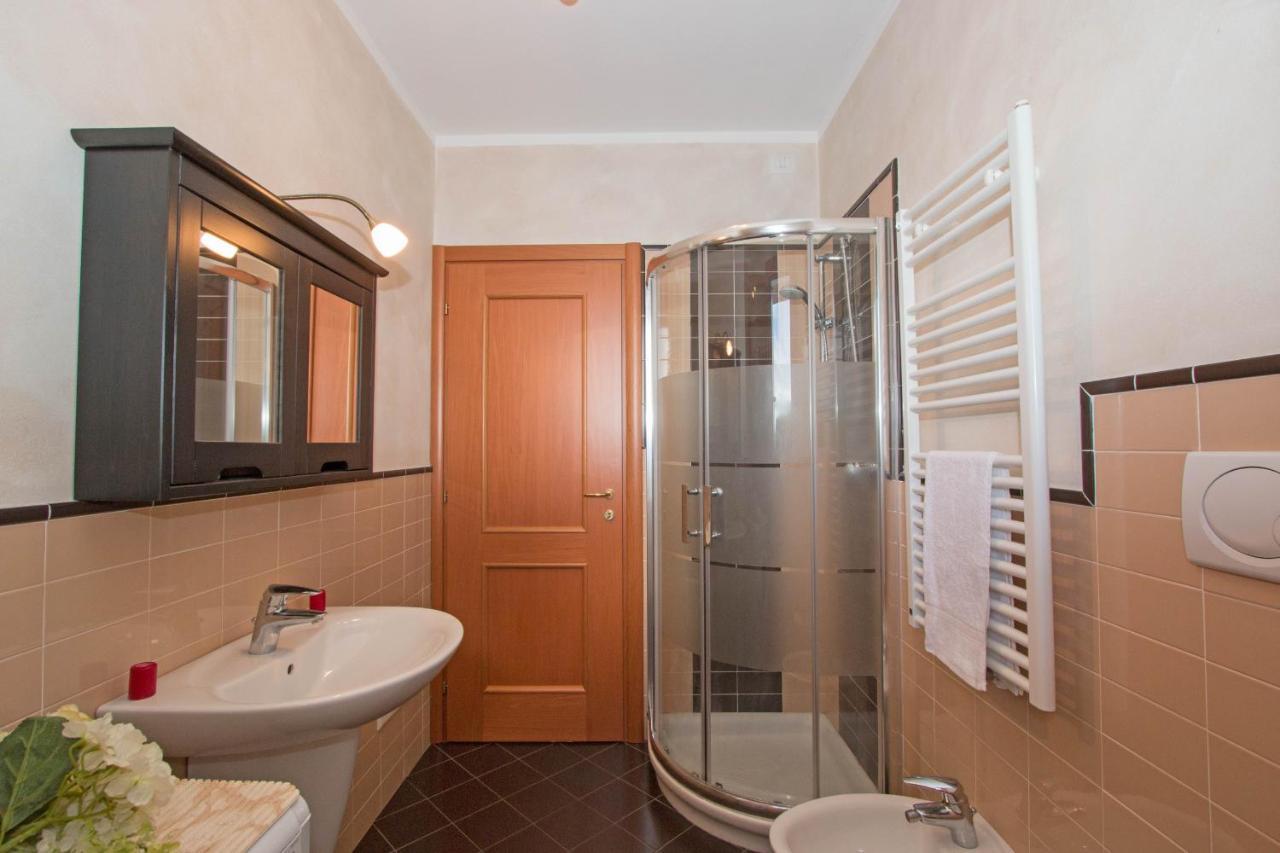 Baglio Degli Ulivi 3 Apartment By Wonderful Italy Sirmione Exterior foto